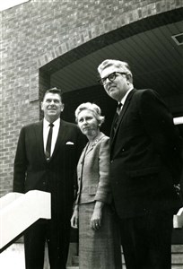 Image description is not available for 1967.012